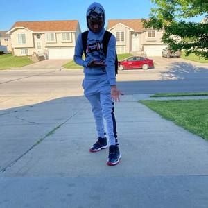 Meet your Posher, Nell